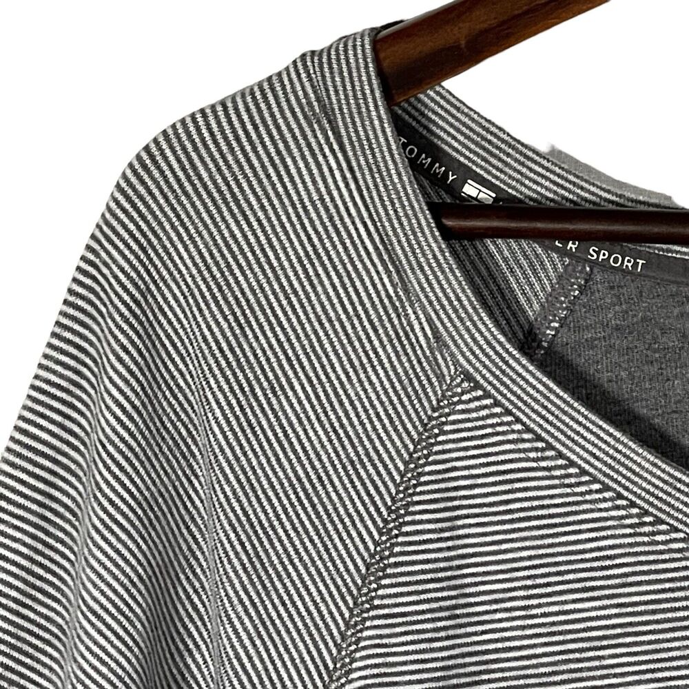 Tommy Hilfiger Sport Top Women's‎ Size L Gray Stripes Raglan Long Sleeves - Picture 4 of 11